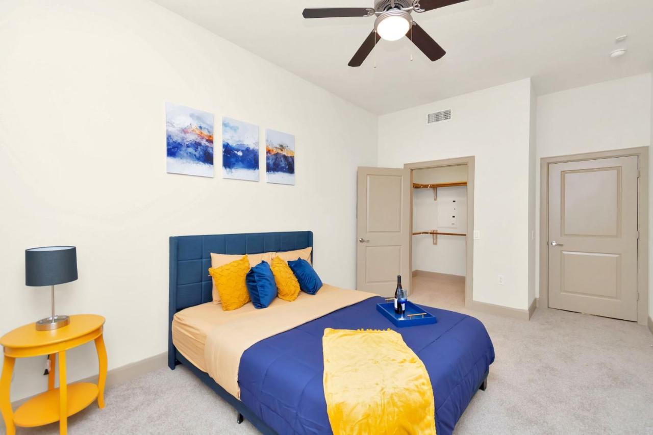 Welcome To The Suite Spot Luxury 1Bedroom Mid-Rise In Suger Land 휴스턴 외부 사진